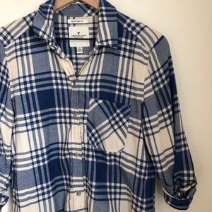 American Eagle Plaid Buttondown